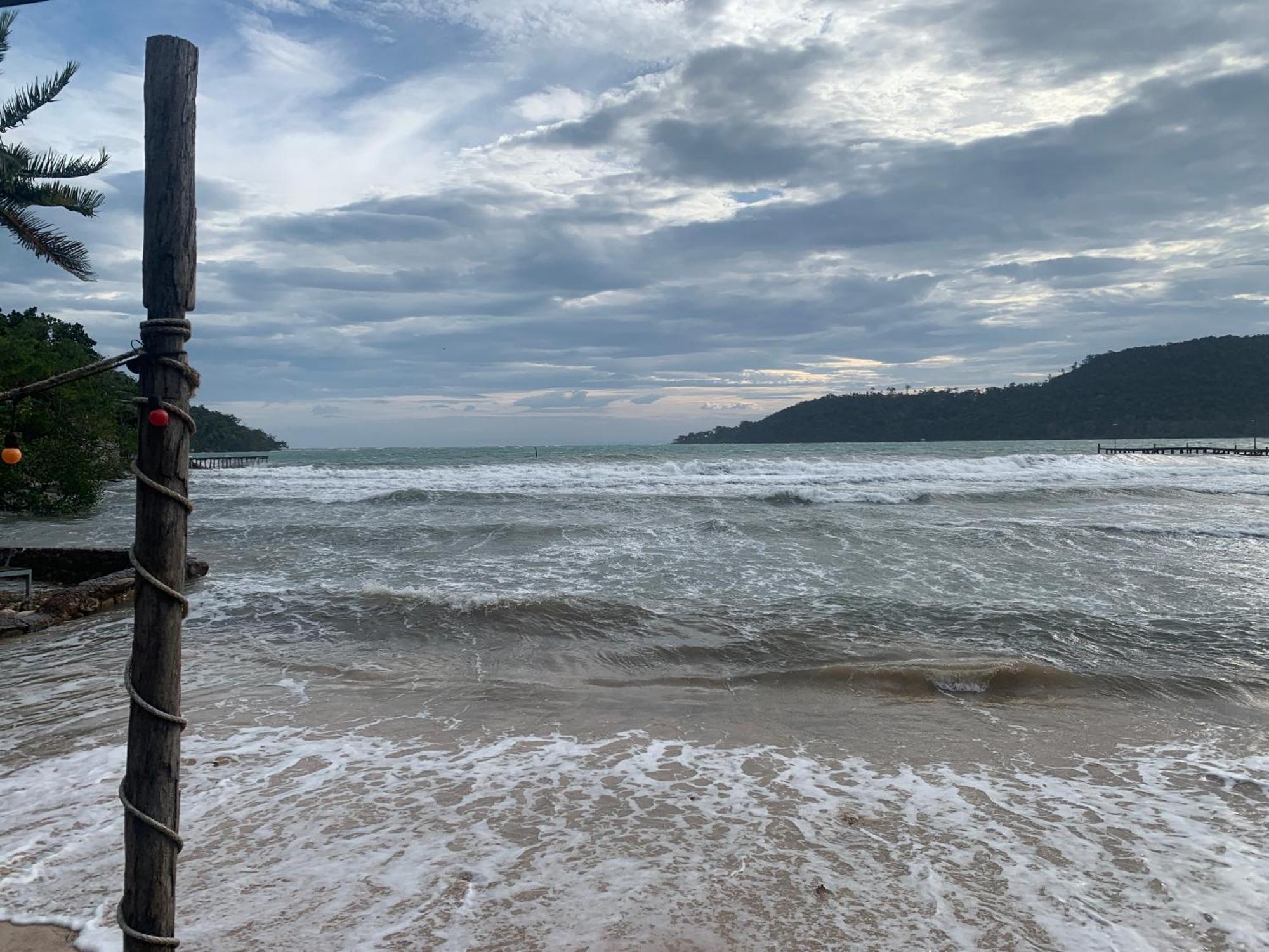 Easy Tiger - M'Pai Bay Beach, Koh Rong Sanloem Luaran gambar