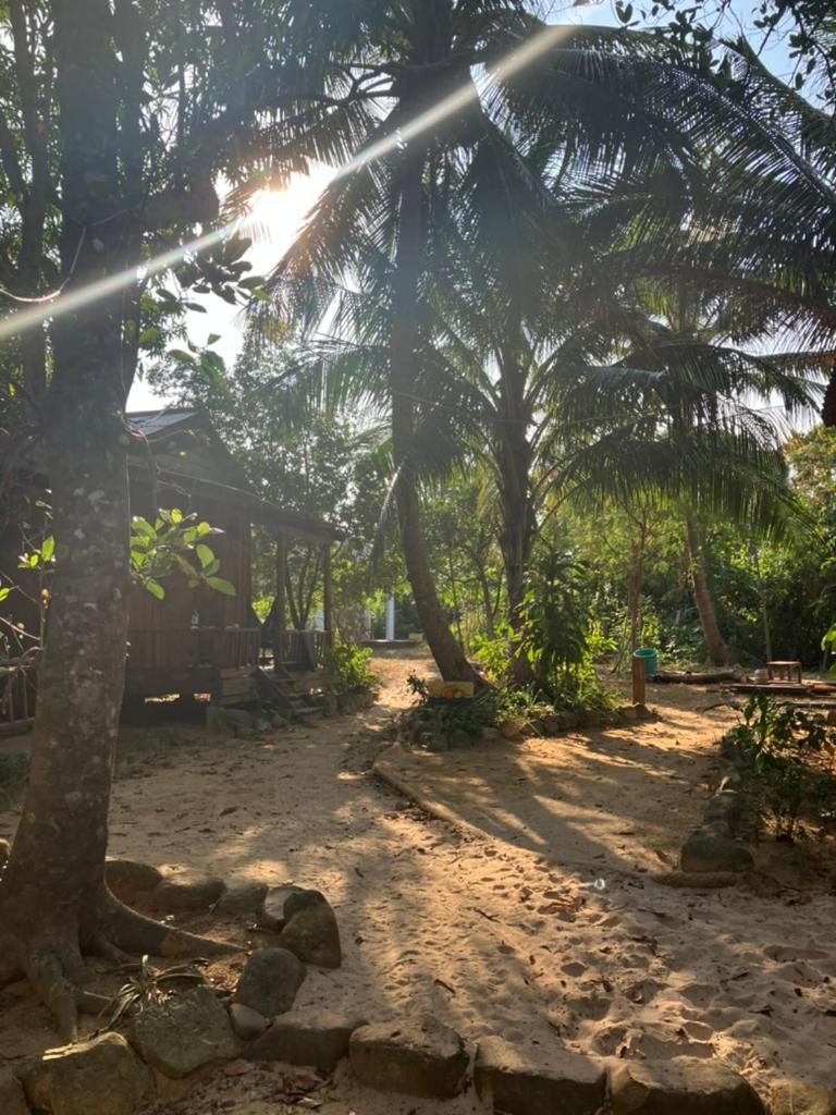 Easy Tiger - M'Pai Bay Beach, Koh Rong Sanloem Luaran gambar